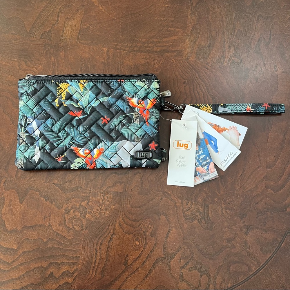 Lug Peekaboo Phone Pouch Travel Wallet Wristlet - Picture 1 of 9